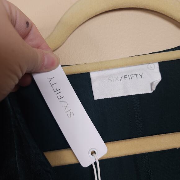 Six/Fifty Batwing Sleeve Empire Waist V-neck Blouse in Hunter Green Size L - Picture 5 of 8